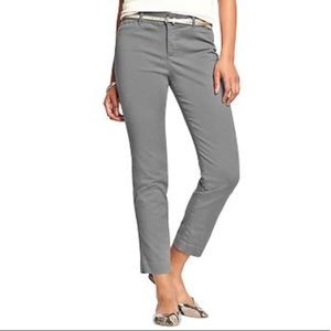 Old Navy Classic Pixie Chino Pants Light Grey 2R